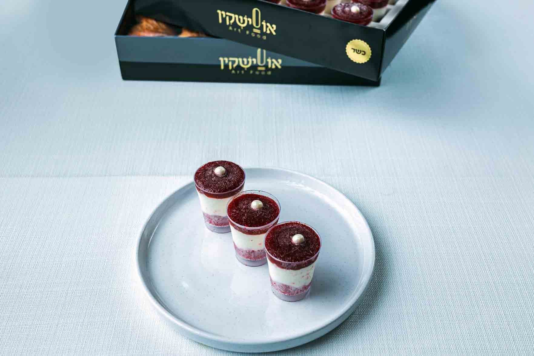 קינוחי כוסות רד ולווט